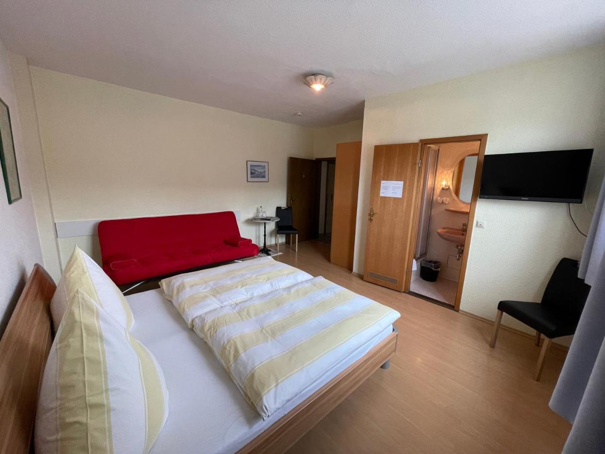 Hotel Und Gaestehaus Gute Quelle コッヘム エクステリア 写真