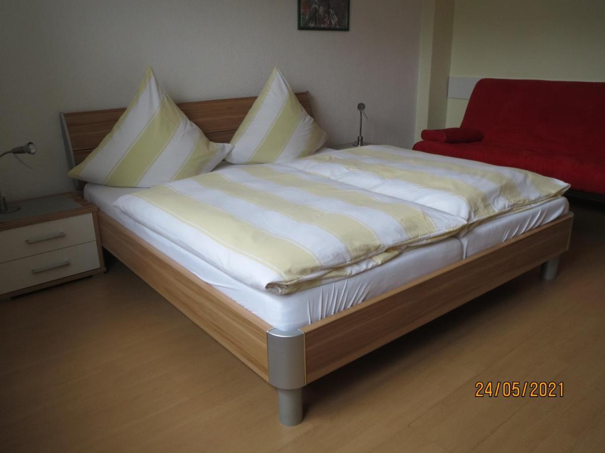 Hotel Und Gaestehaus Gute Quelle コッヘム エクステリア 写真